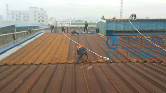 分析彩鋼瓦生銹原因,解決彩鋼瓦翻新修復問題(圖1) 分析彩鋼瓦生銹原因,解決彩鋼瓦翻新修復問題(圖1)